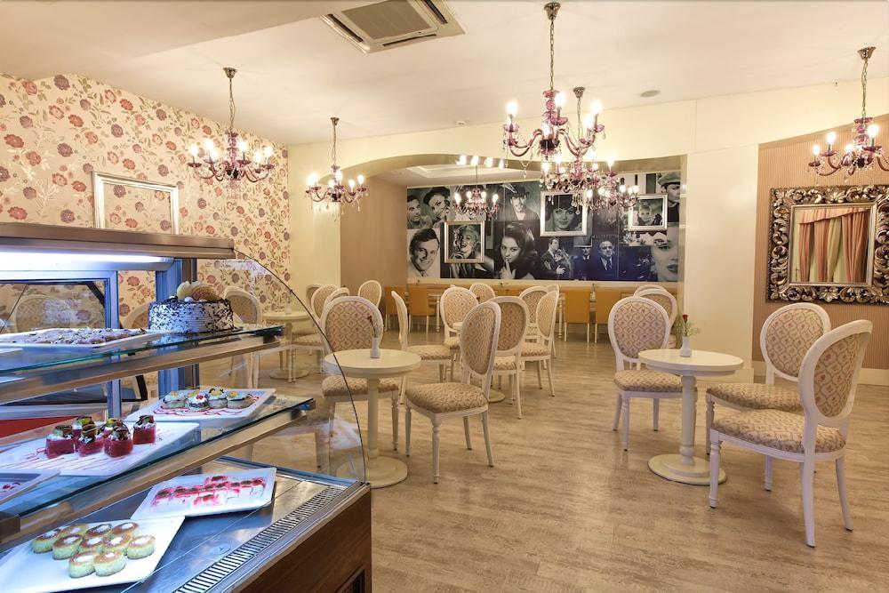 Adalya & Adults Only 5* Side