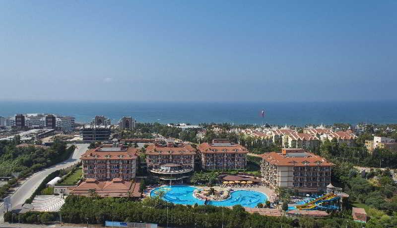 Adalya & Adults Only Side