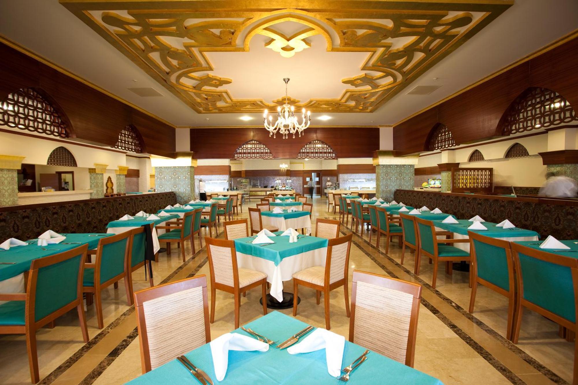 Rezort Adalya & Adults Only Side