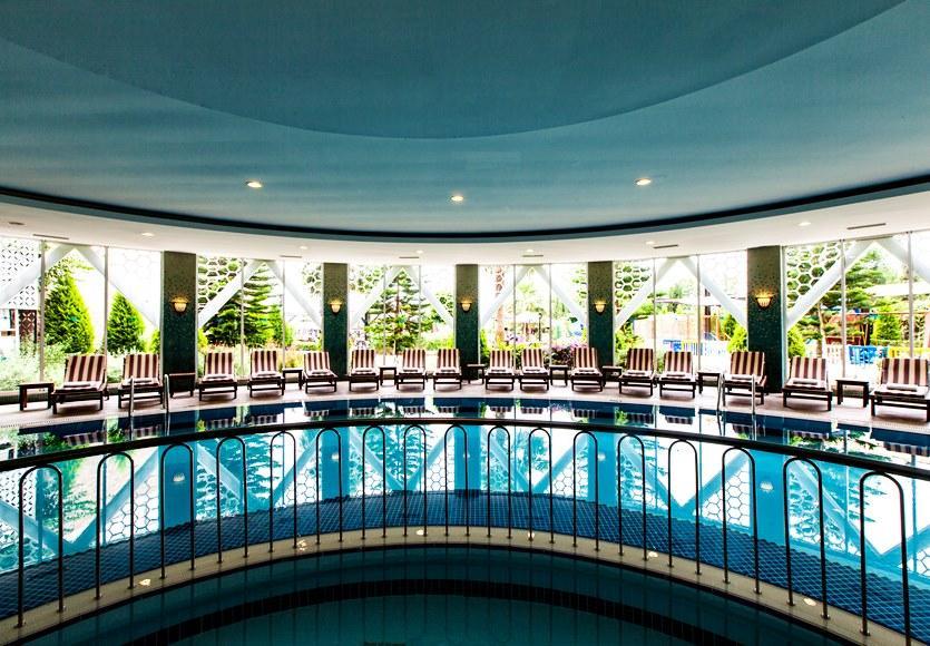Adalya & Adults Only 5* Side